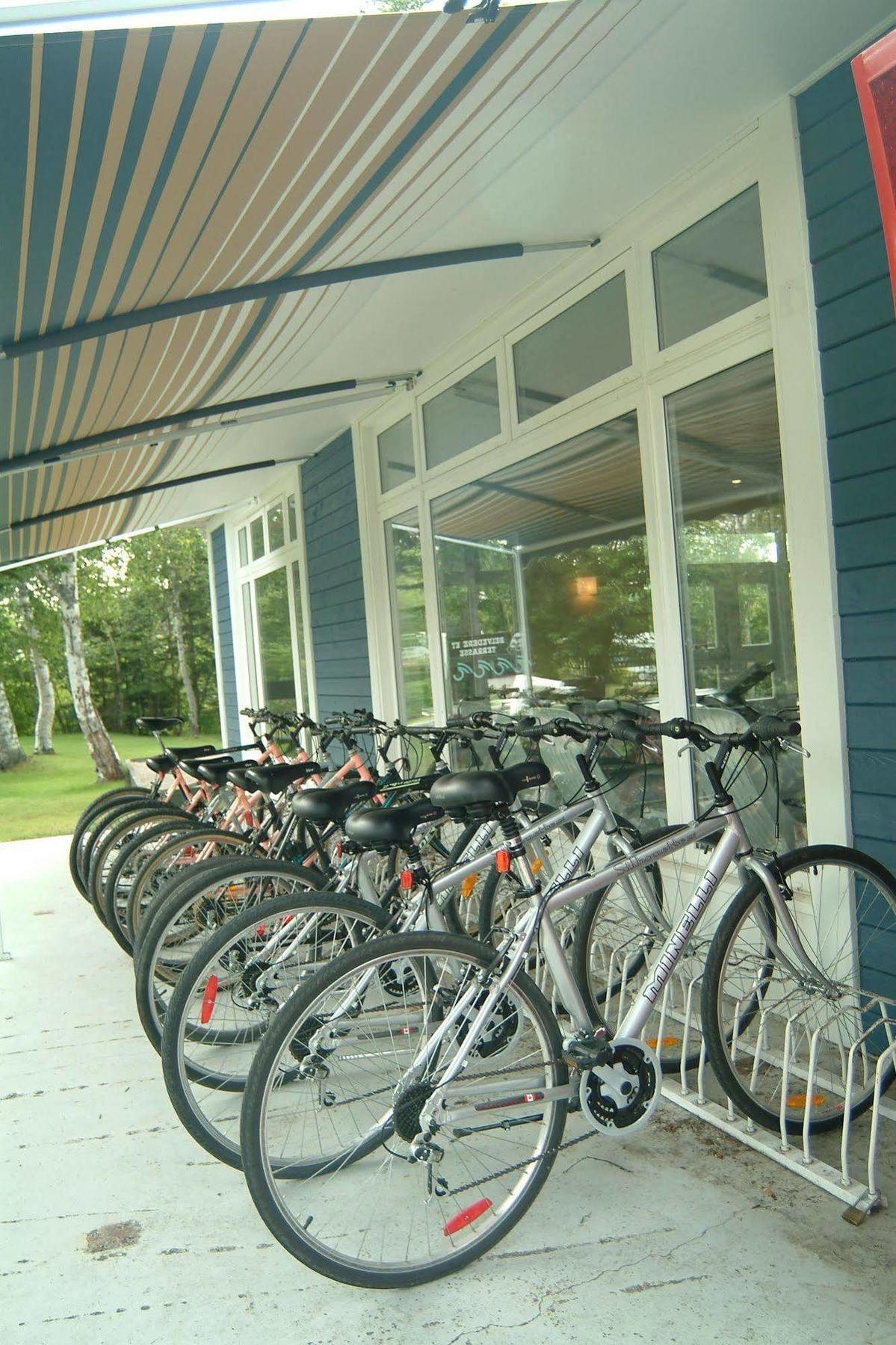 Auberge De La Pointe Riviere-du-Loup Exterior photo
